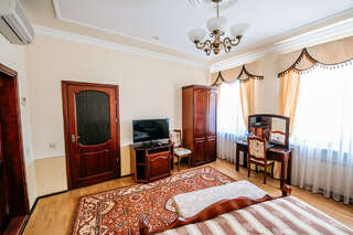 Гостиница Таврическая Симферополь Полулюкс-13