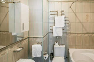 Гостиница Таврическая Симферополь Полулюкс улучшенный-12