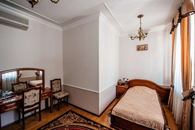 Гостиница Таврическая Симферополь-100