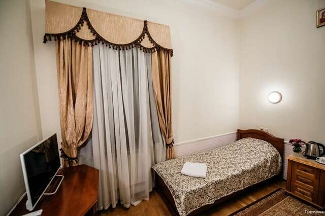 Гостиница Таврическая Симферополь-220