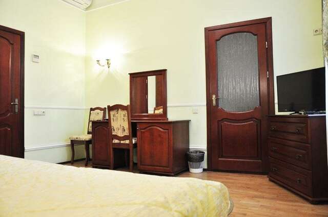 Гостиница Таврическая Симферополь-85