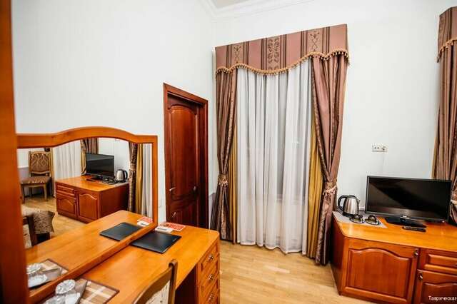 Гостиница Таврическая Симферополь-240